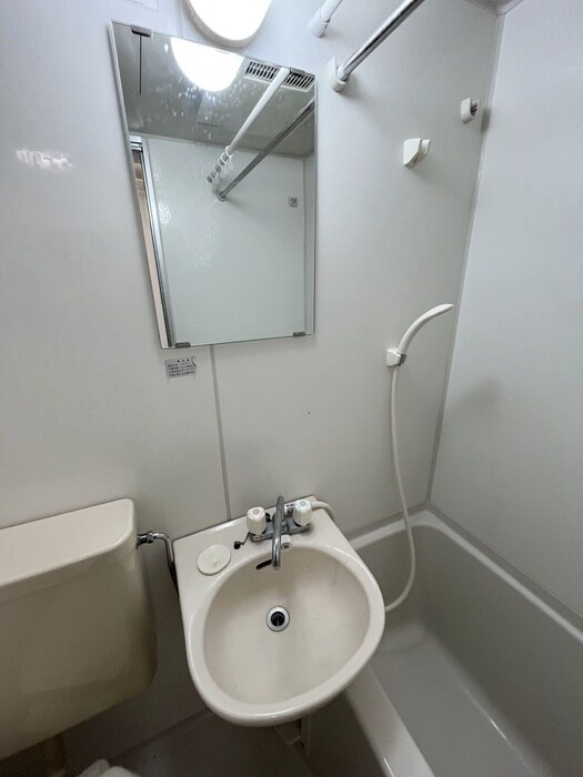 物件内観写真14　(洗面)