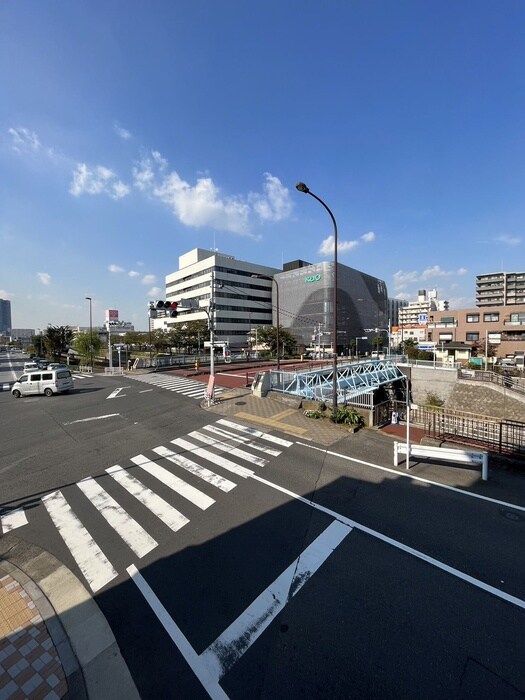 物件内観写真20　(室内からの展望)