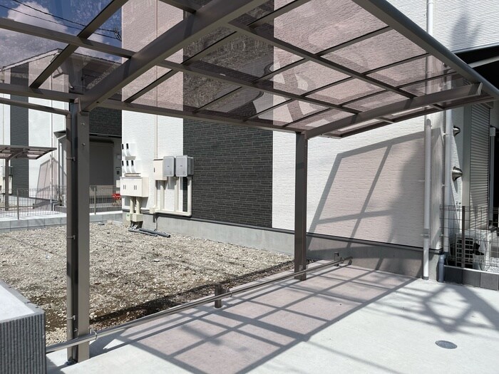 物件外観写真5　(駐輪場)