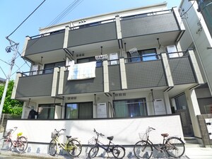 メゾン・デ・ラ・セレニテ千住大外観写真