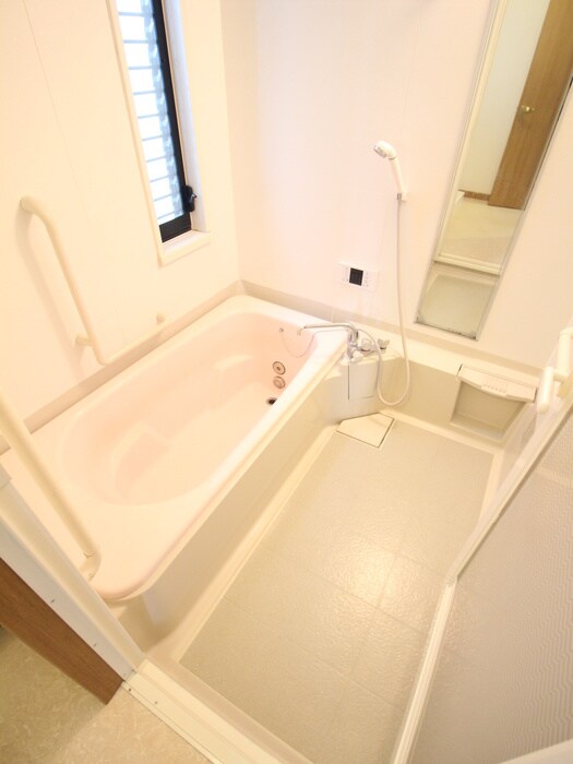 物件内観写真13　(バス／シャワールーム等)