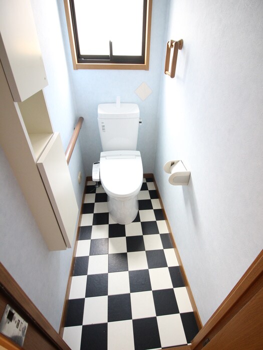 物件内観写真14　(トイレ)