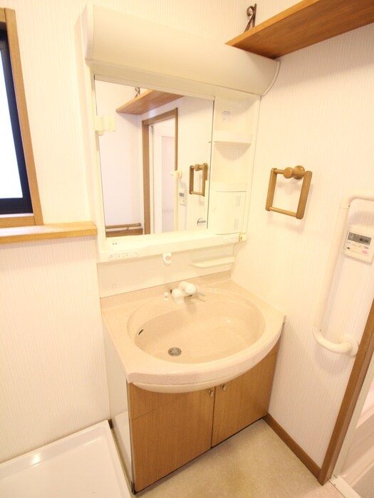 物件内観写真16　(洗面)