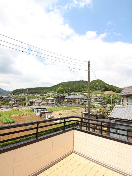 物件内観写真20　(室内からの展望)