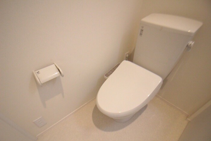 物件内観写真11　(トイレ)