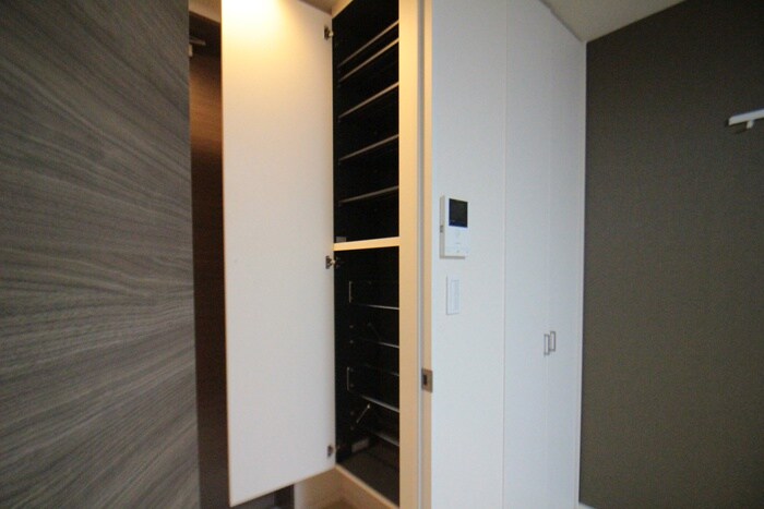 物件内観写真14　(靴箱)