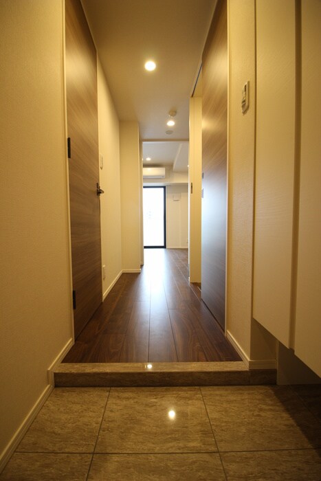 物件内観写真19　(玄関)