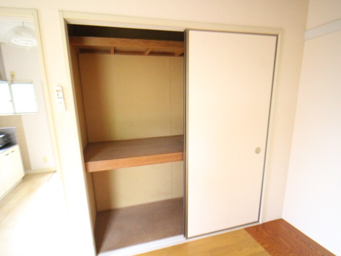 物件内観写真9　(収納)