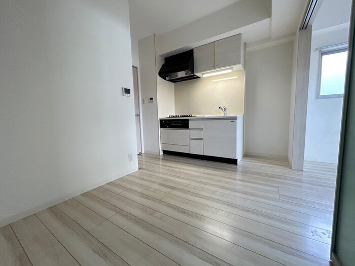 物件内観写真11　(居室)