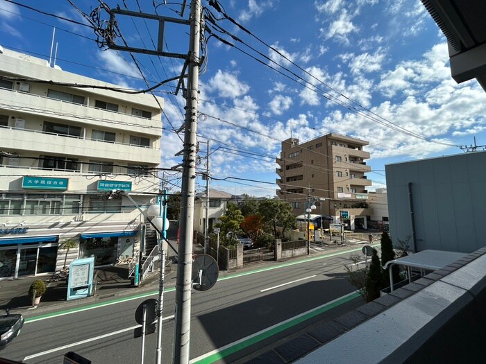 物件内観写真22　(室内からの展望)