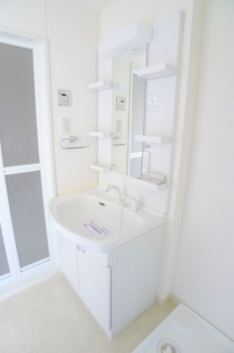 物件内観写真9　(洗面)