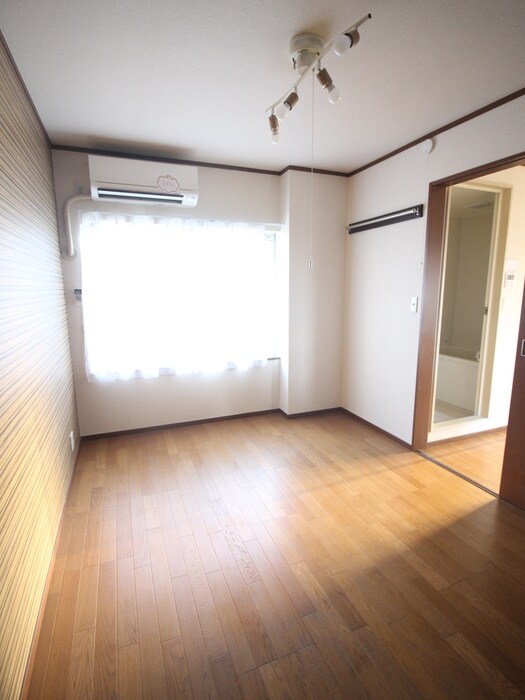 物件内観写真5　(居室)