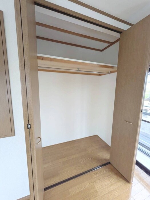 物件内観写真11　(収納)