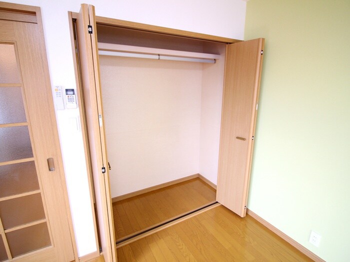 物件内観写真7　(収納)