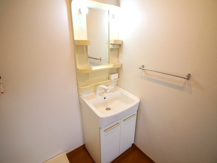 物件内観写真10　(洗面)