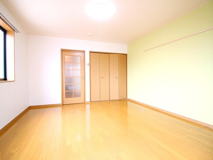 物件内観写真15　(居室)