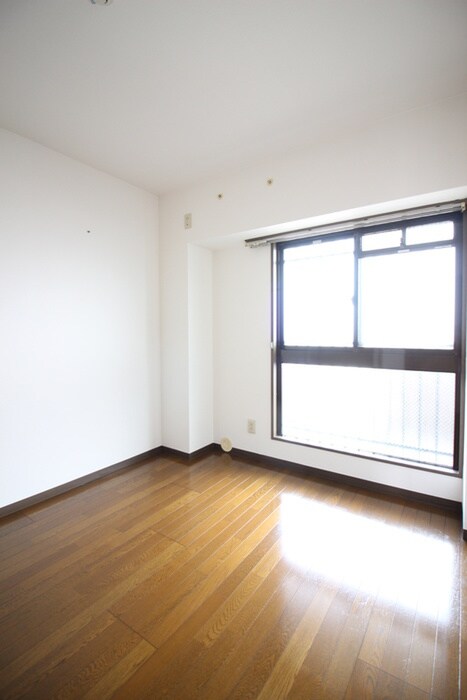 物件内観写真11　(居室)