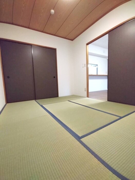 物件内観写真15　(居室)