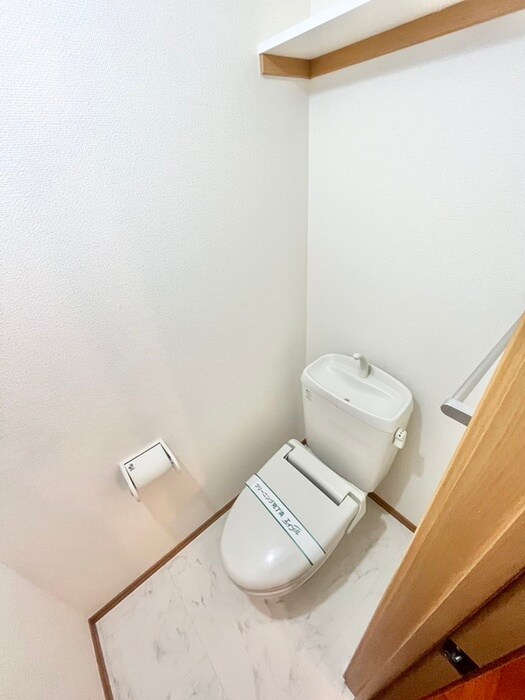 物件内観写真12　(トイレ)