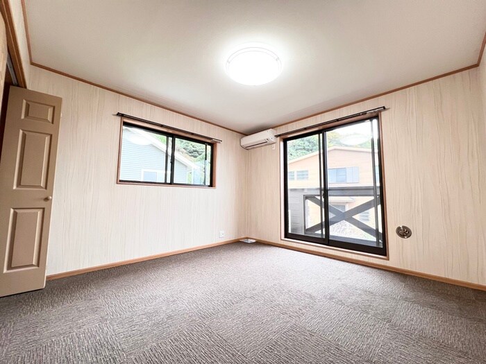 物件内観写真8　(居室)