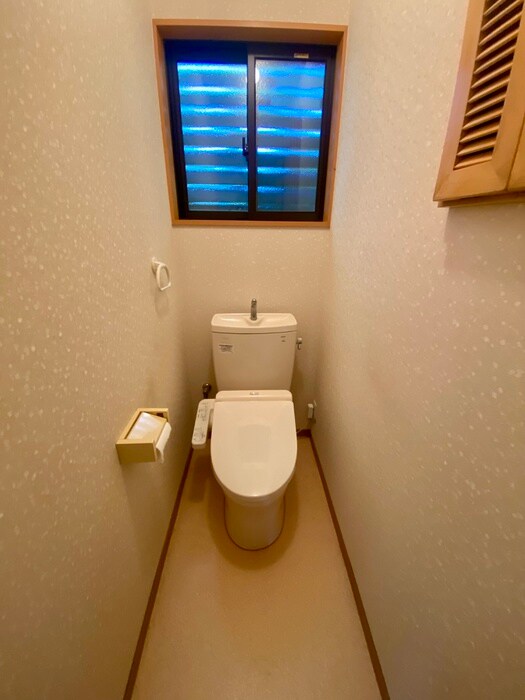 物件内観写真14　(トイレ)