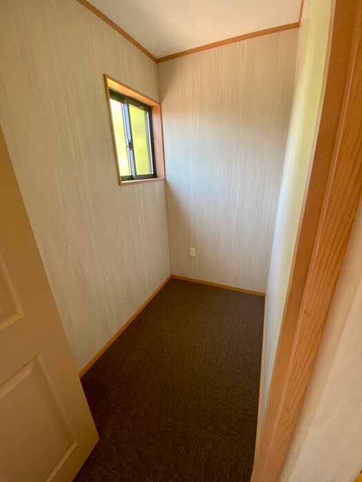 物件内観写真16　(収納)