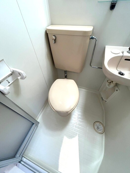 物件内観写真15　(トイレ)