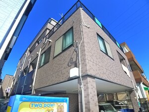 カ－ムダイバリ－外観写真
