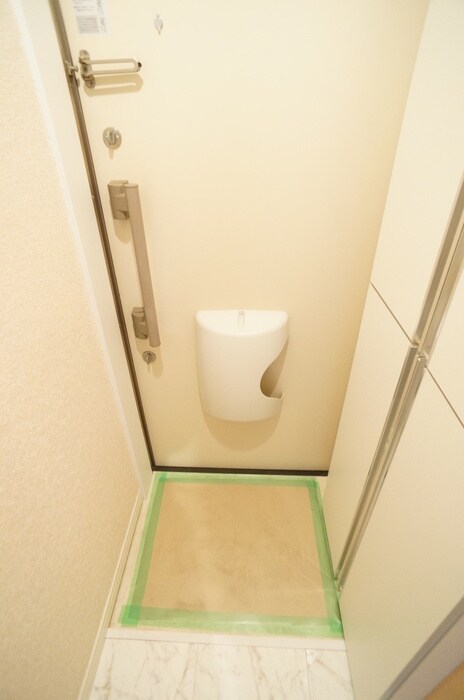 物件内観写真20　(玄関)