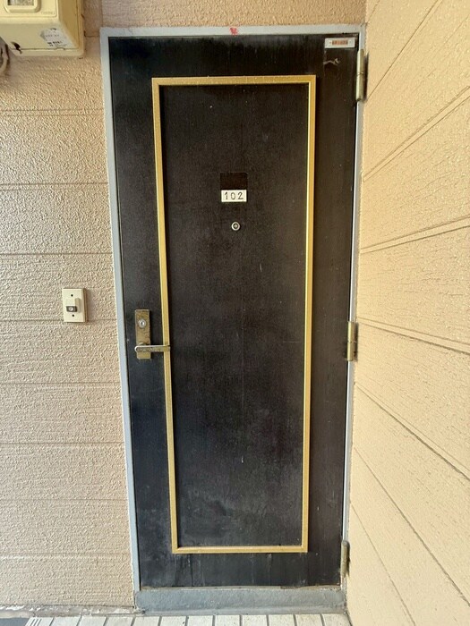 物件内観写真16　(玄関)