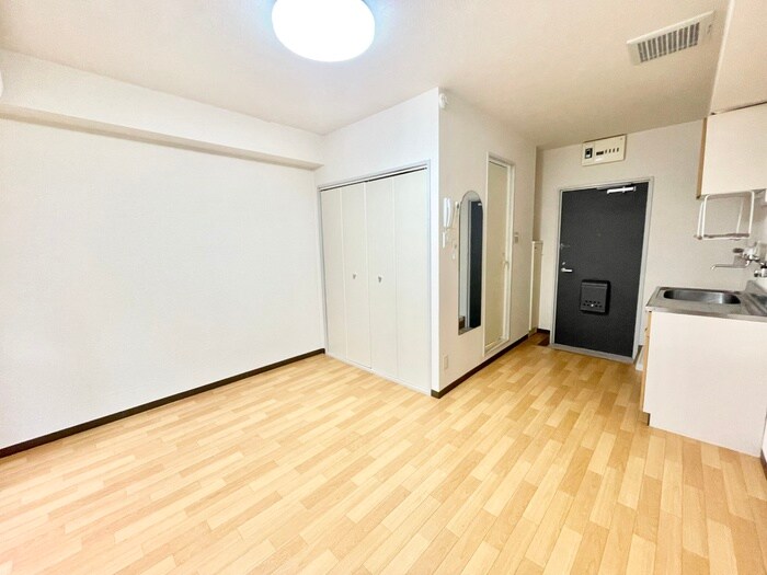 物件内観写真8　(居室)