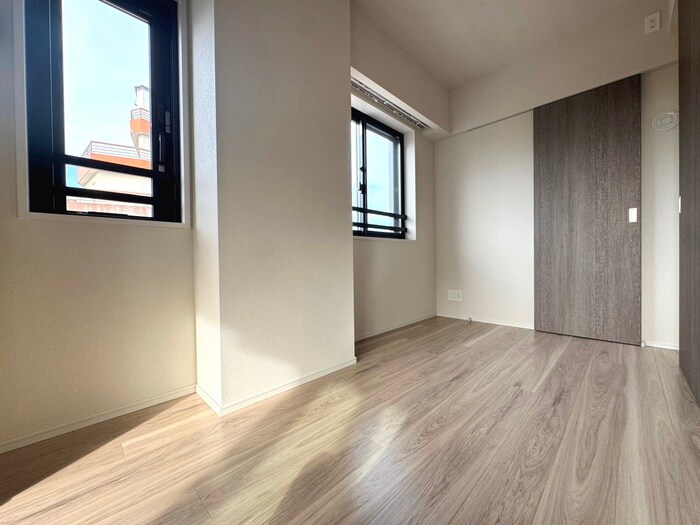 物件内観写真9　(居室)