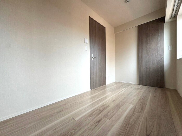 物件内観写真10　(居室)