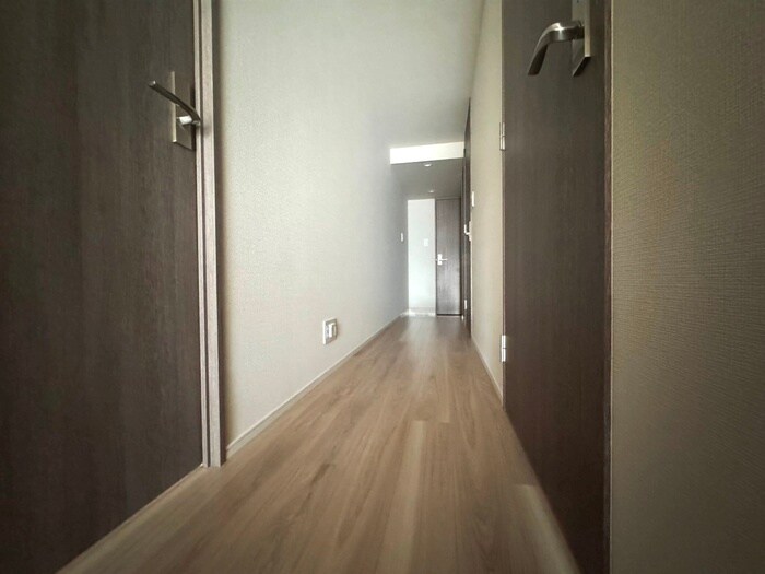物件内観写真20　(廊下)