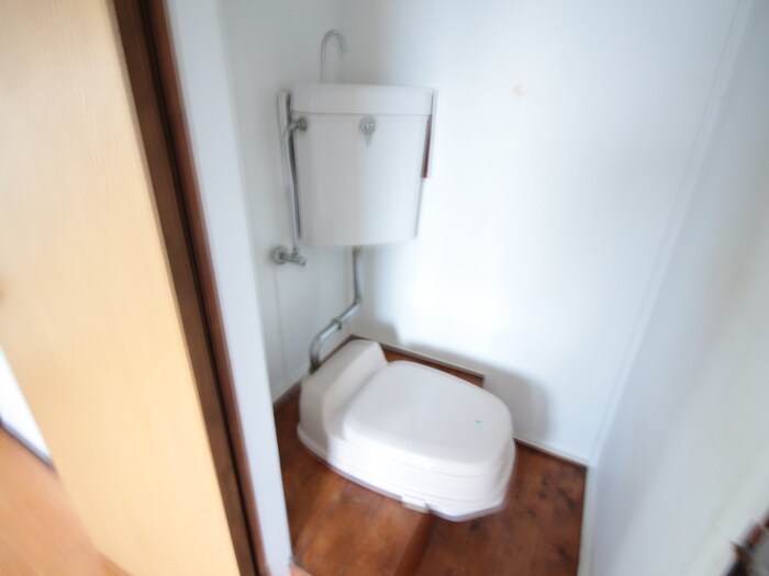 物件内観写真13　(トイレ)