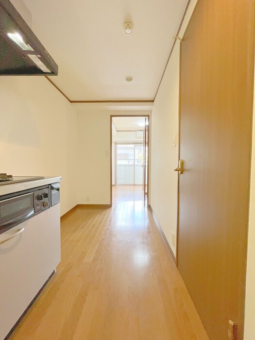 物件内観写真15　(廊下)