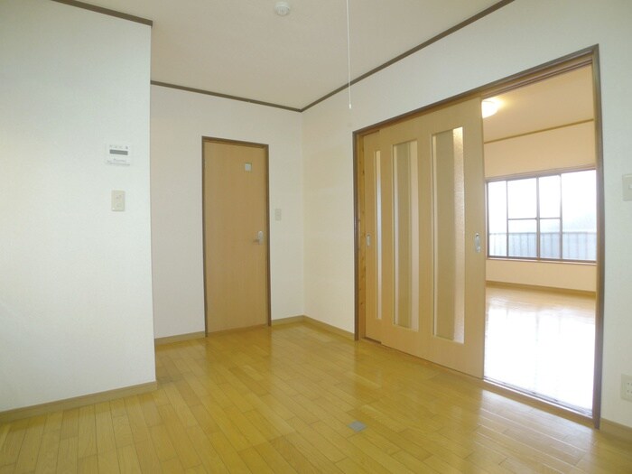 物件内観写真11　(居室)