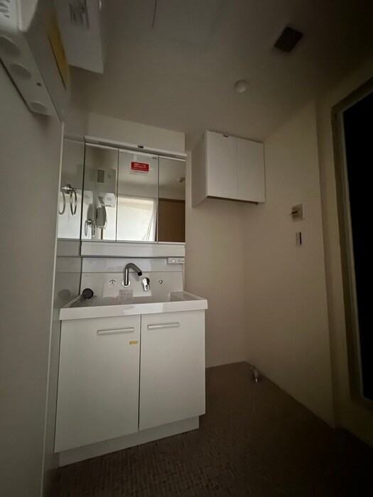 物件内観写真13　(洗面)