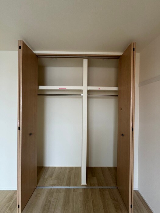 物件内観写真16　(収納)