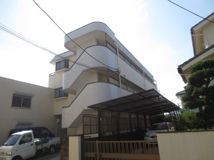 物件外観写真1　(外観写真)