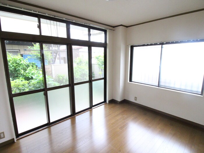 物件内観写真17　(居室)