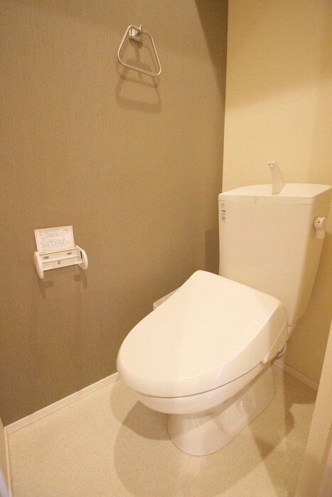 物件内観写真17　(トイレ)