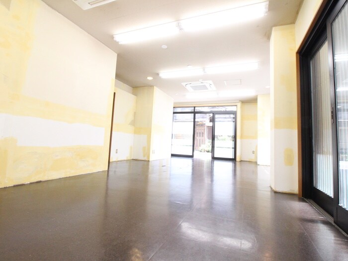 物件内観写真8　(内観写真)