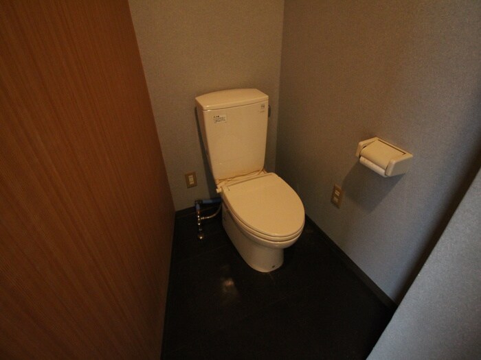 物件内観写真13　(トイレ)