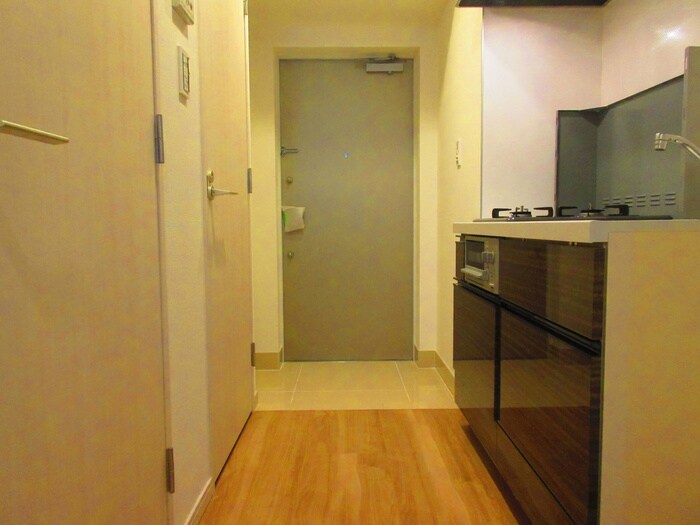 物件内観写真16　(廊下)