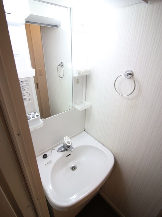 物件内観写真9　(洗面)