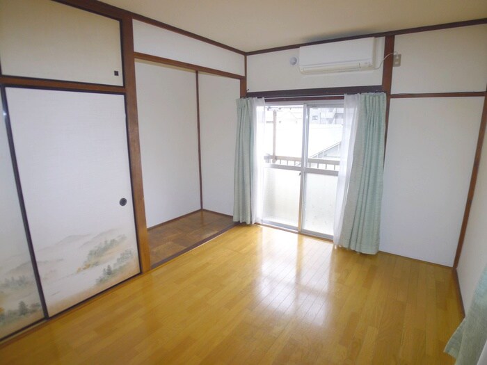 物件内観写真7　(居室)