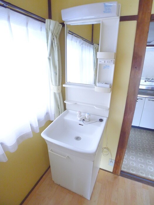 物件内観写真11　(洗面)