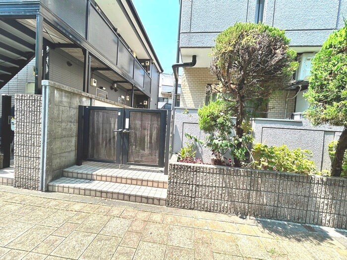 物件外観写真3　(外観写真)