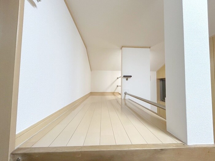 物件内観写真20　(室内からの展望)